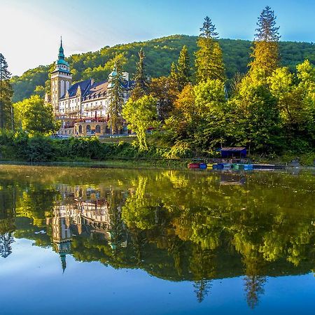 Hotel Palota Lillafured Bagian luar foto