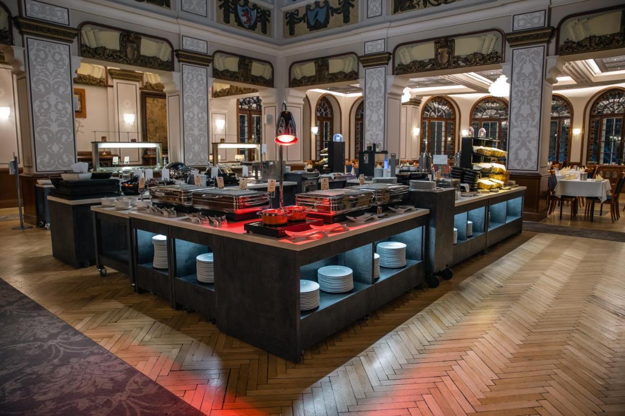 Hotel Palota Lillafured Bagian luar foto