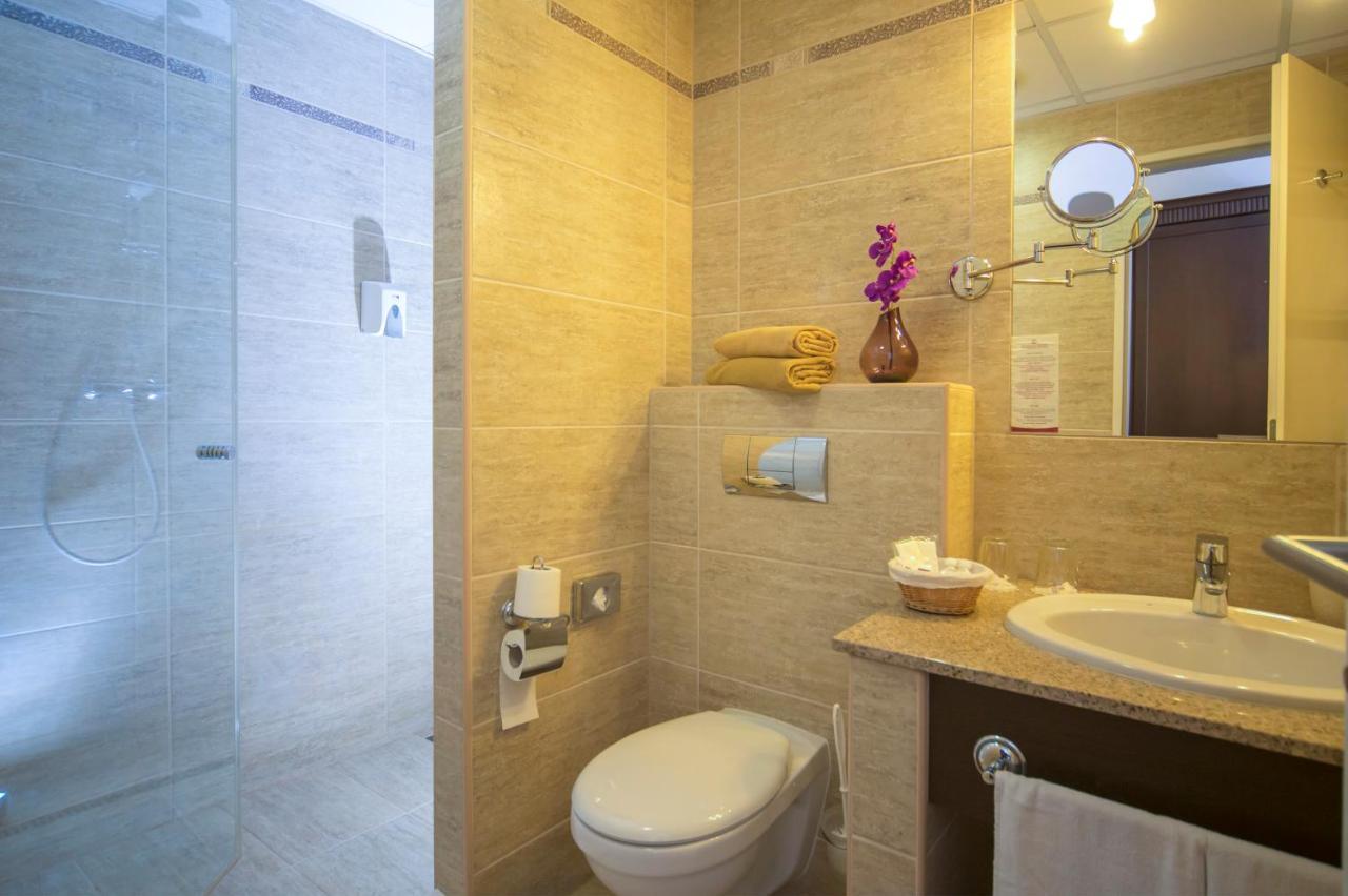 Hotel Palota Lillafured Bagian luar foto