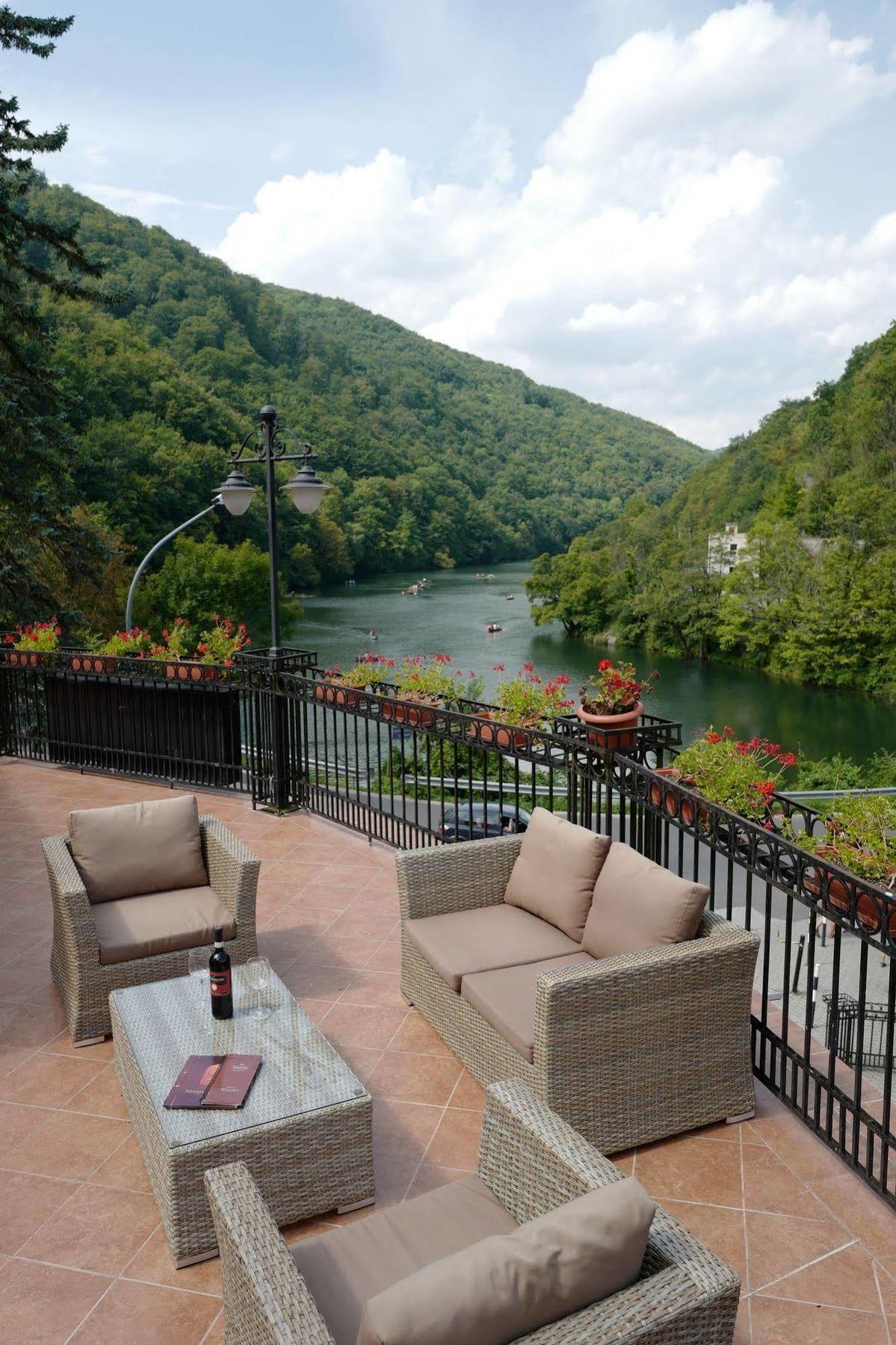 Hotel Palota Lillafured Bagian luar foto