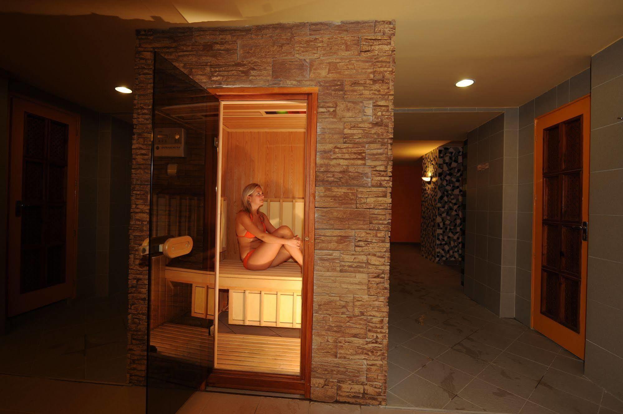 Hotel Palota Lillafured Bagian luar foto